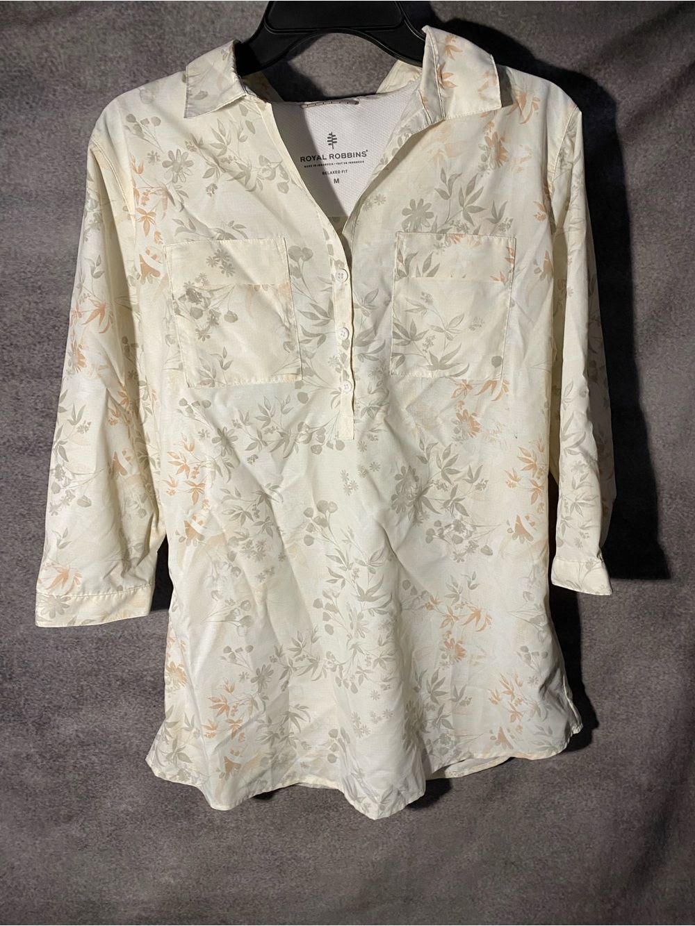 Royal Robbins Women’s Medium Cream Floral Print Button Up Long Sleeve Shirt Top